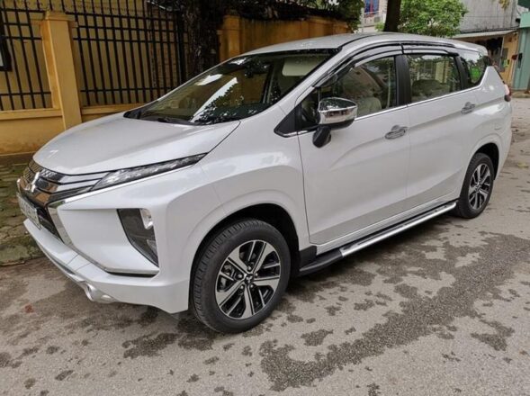 Bậc lên xuống xe Xpander, phụ kiện cho dòng xe gia đình