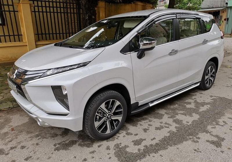 Bậc lên xuống xe Xpander, phụ kiện cho dòng xe gia đình