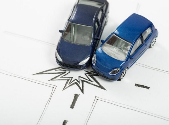 Bảo hiểm vật chất xe ô tô là gì? Có bắt buộc phải mua?