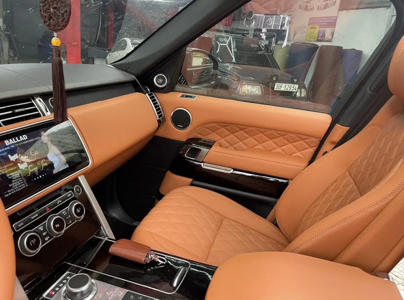 Vì sao bạn nên bọc nội thất cho ô tô của mình?