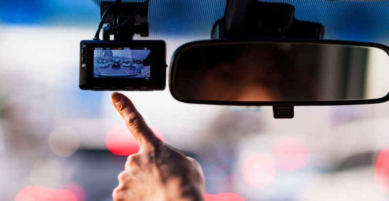 Giá các loại camera hành trình hiện nay