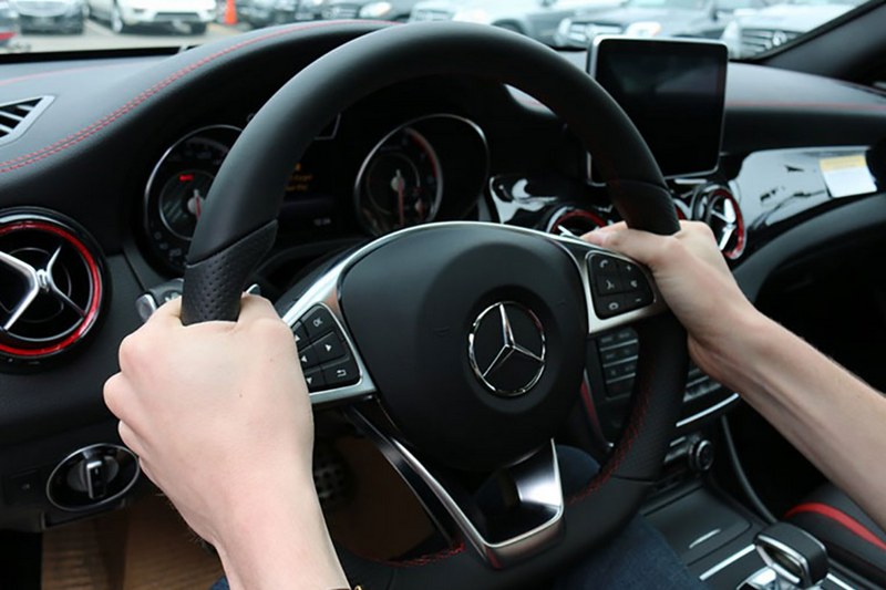 Cách đánh lái vô lăng chuẩn, nền tảng cho lái xe an toàn