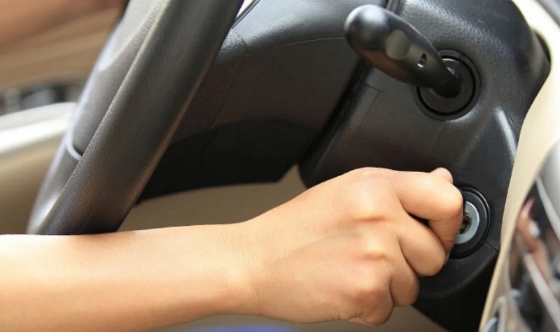 Hiểu các ký hiệu trên cần số xe tự động