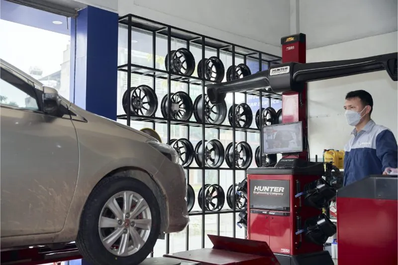 Hãy cân chỉnh thước lái định kỳ mỗi 6 tháng hoặc sau mỗi 15.000–20.000 km