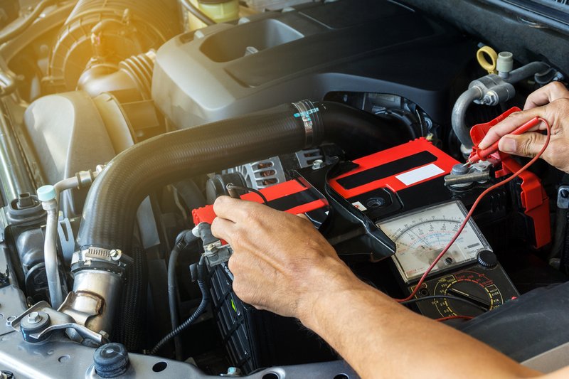 Câu bình ắc quy ô tô là gì?