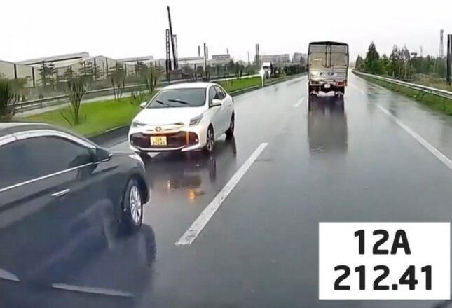 Chạy ngược chiều phạt bao nhiêu? Cập nhật mức phạt 2026