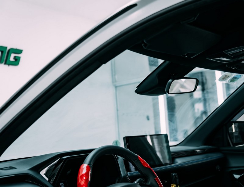 Tiêu chí lựa chọn phim cách nhiệt cho kính lái