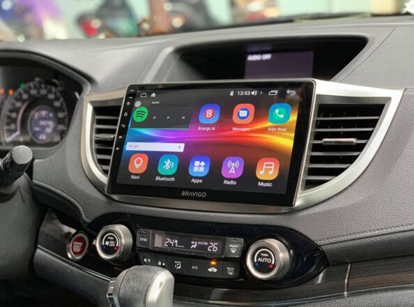 Có cần phải độ màn hình ô tô không? Lợi ích khi độ màn hình