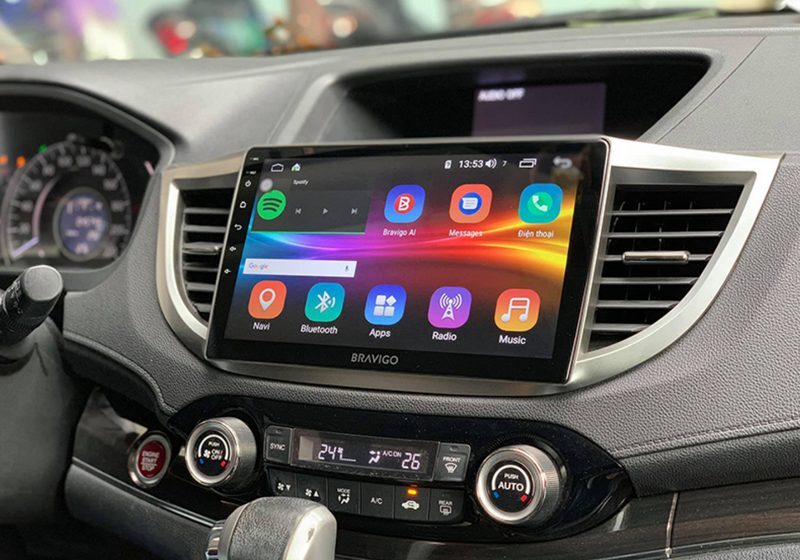 Có cần phải độ màn hình ô tô không? Lợi ích khi độ màn hình