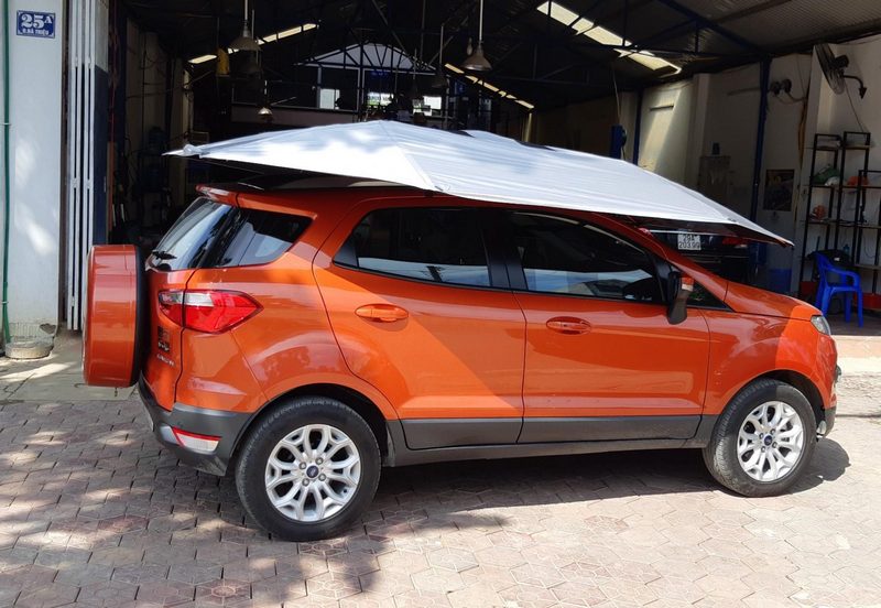 Vì sao nên sử dụng dù che nắng ô tô?