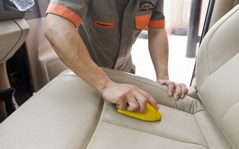 Những tiêu chí quan trọng khi chọn dung dịch làm sạch ghế da