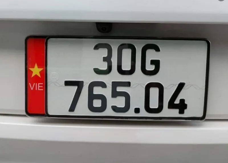 Ép biển số xe giúp tăng tính thẩm mỹ và mang lại nhiều lợi ích thiết thực