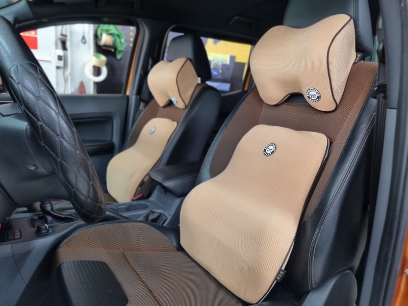 1. Gối tựa đầu memory foam cao cấp