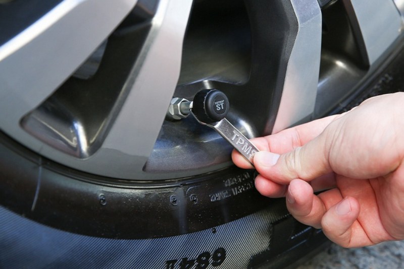 Khi nào nên lắp cảm biến áp suất lốp?