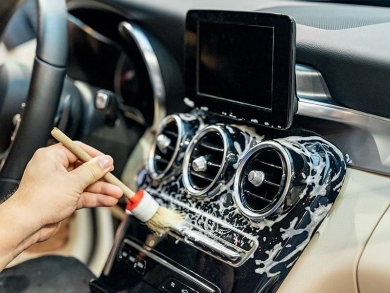 Quy trình vệ sinh nội thất chuyên nghiệp theo tiêu chuẩn garage