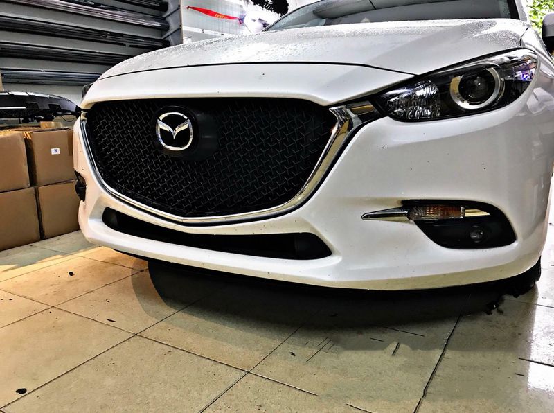 Mặt ca lăng Mazda 3 có điểm gì đực biệt?