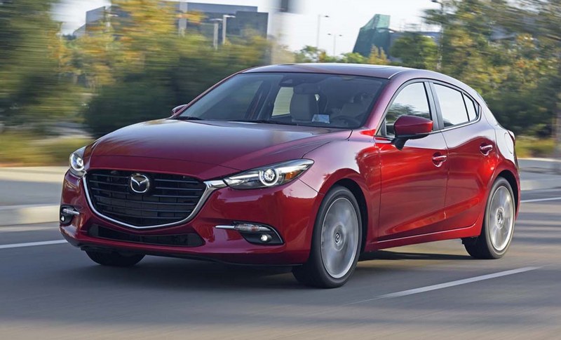 Giá mặt ca lăng Mazda 3 hiện nay bao nhiêu?