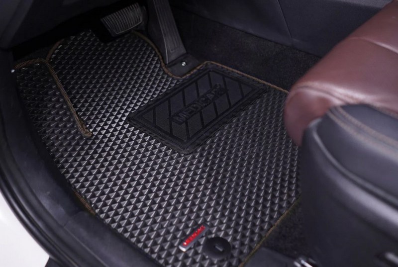 Vì sao thảm lót sàn quan trọng đối với Honda Brio?