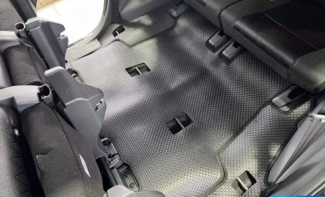 Thảm lót sàn ô tô Fortuner 2017 có những loại nào?