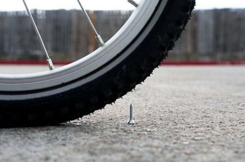 Có nên tự vá lốp xe đạp điện tại nhà?